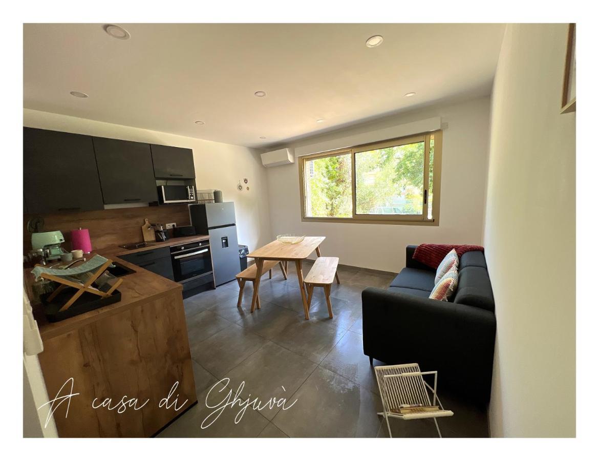 דירות אז'אקסיו A Casa Di Ghjuva מראה חיצוני תמונה